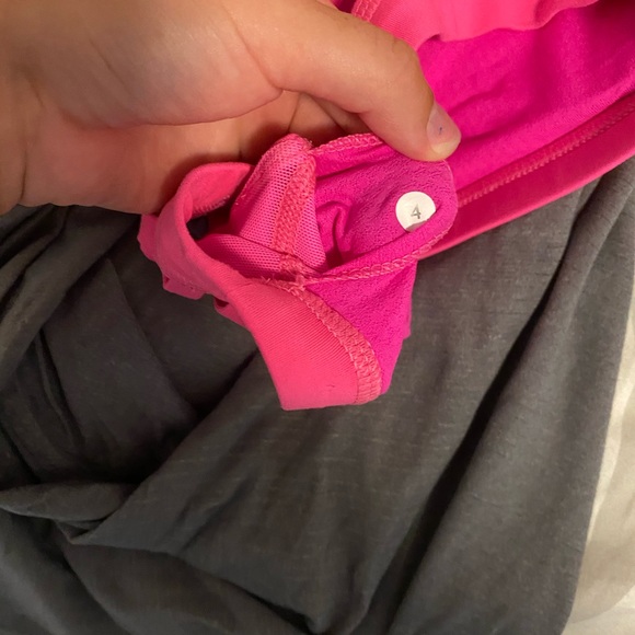 Lululemon flowy open back tank top size 4 - Picture 4 of 6